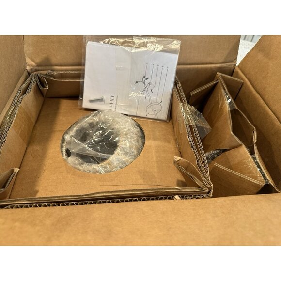 Serena & Lily Capiz Wall Sconce-Brass Gold - Picture 2 of 5